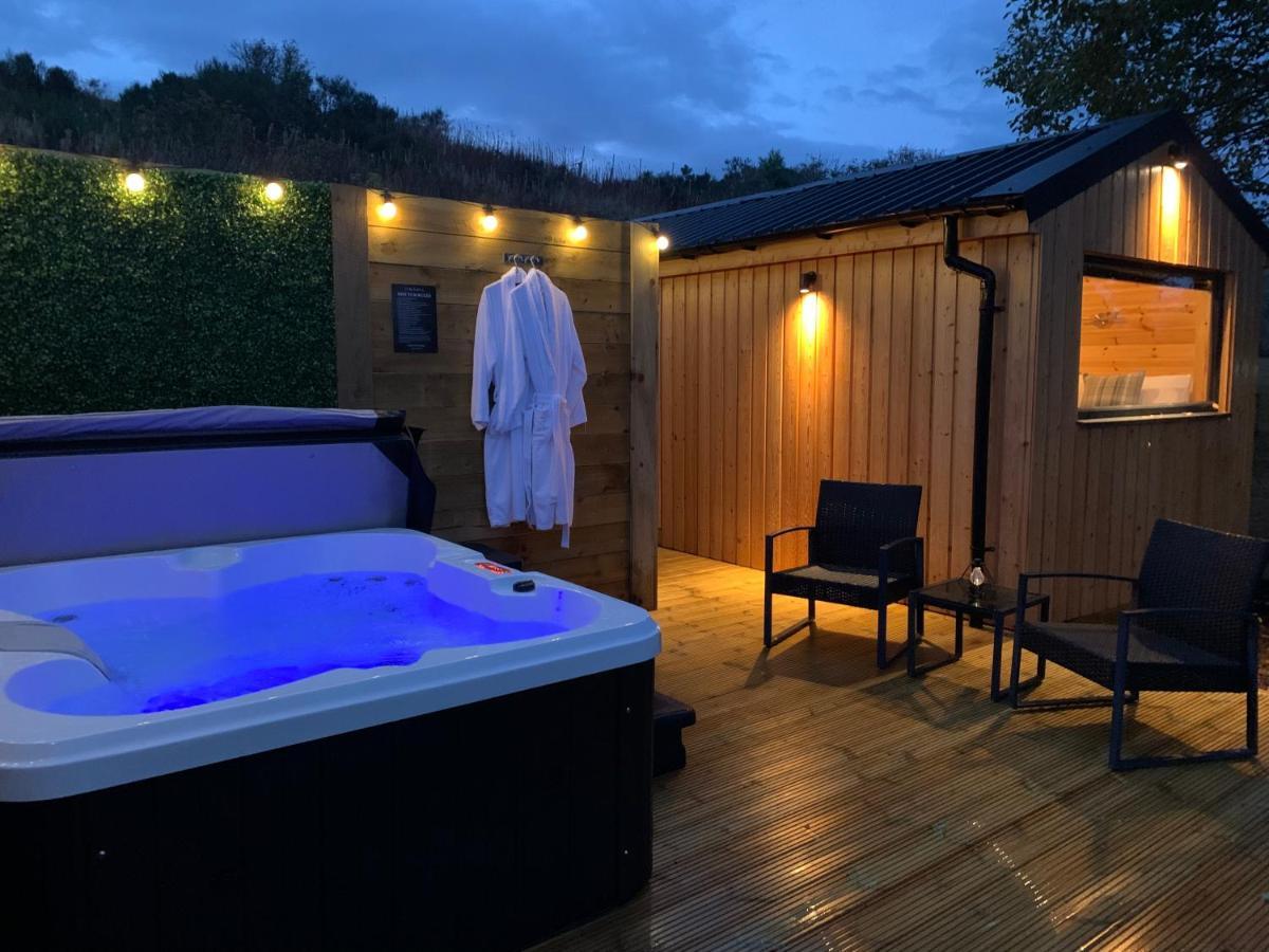 River Huts, Highland River Retreat With Hot Tub Inverness Esterno foto