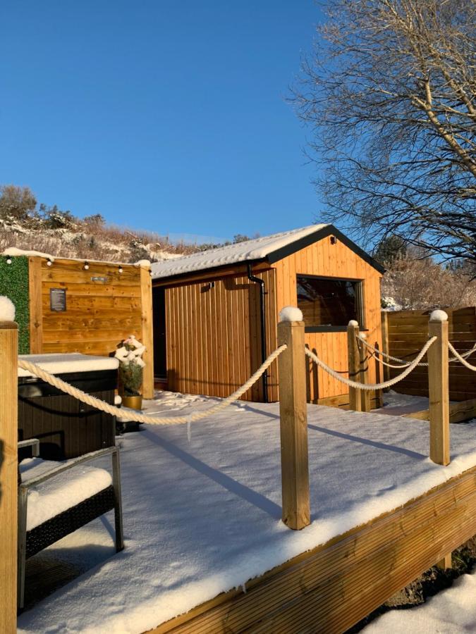River Huts, Highland River Retreat With Hot Tub Inverness Esterno foto